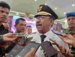 Calon Bupati Bombana Burhanuddin Janji Bakal Beri Dana Dusun Rp 20 Juta Jika Terpilih