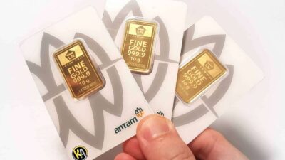 Harga Emas Antam Naik Tajam, Tembus Rp1,94 Juta per Gram di Tengah Tekanan Emas Global