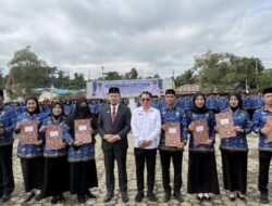 Bupati Kolaka Timur Serahkan SK kepada 699 ASN Baru, Tekankan Integritas dan Pelayanan Publik