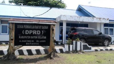 Masyarakat Tuntut DPRD Makzulkan Bupati Buton Selatan