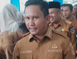 Darwin Sebut Bupati Pendahulunya “Rampok” APBD Muna Barat