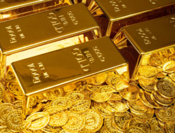 Harga Emas Dunia Rontok, Emas Antam Ikut Terkoreksi