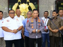 Polisi Sahabat Pekerja: Kapolri Buka Akses Kesehatan dan Jaga Harapan Kaum Buruh