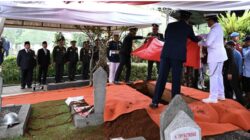 Upacara Pemakaman Try Sutrisno di Pimpinan Presiden Prabowo