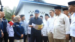 Tinjau Lokasi RTLH di Busel, Gubernur Sultra Pastikan Bantuan Rumah Layak bagi Warga