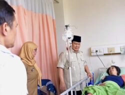 Presiden Prabowo Jenguk Korban Tabrakan KA di RSUD Bekasi