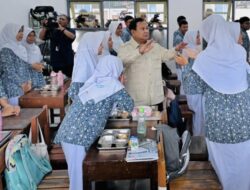 Presiden Prabowo: Pendidikan Kunci Kebangkitan, Generasi Muda Harus Tangguh Hadapi Era Teknologi