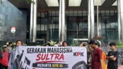 Geruduk KPK Mahasiwa  Minta KPK Periksa Oknum Anggota DPRD Sultra