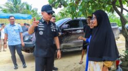 Gerak Cepat Tinjau Jalan Rusak Lalembuu, Masyarakat Apresiasi Gubernur ASR