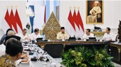 Presiden Prabowo Gelar Ratas Bahas Stabilitas Ekonomi, Pertumbuhan RI Salah Satu Tertinggi di G20