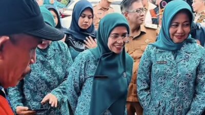 TP PKK Sultra Salurkan Bantuan untuk Warga Terdampak Banjir