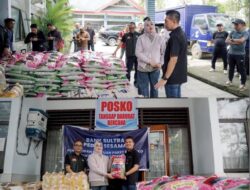 Bank Sultra Salurkan 300 Paket Sembako untuk Korban Banjir di Kendari