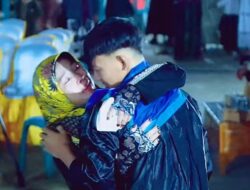 Momen Mengharukan di Pesantren Addurriyah, Santri Bertemu Ibunda Setelah 14 Tahun