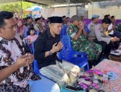 Hj. Ansari dan PDI Perjuangan Pamekasan Dukung Pelestarian Tradisi Petik Laut