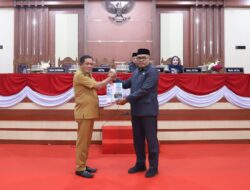 Ekonomi Sultra Tumbuh 6,23 Persen, KUA-PPAS 2027 Resmi Diserahkan ke DPRD